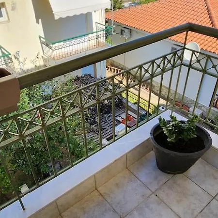 Apartment George's Modern Nea Plagia