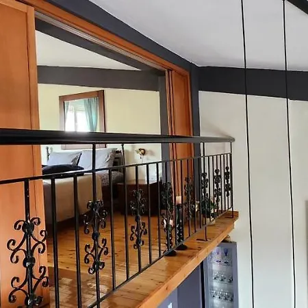 Apartment George's Modern Nea Plagia